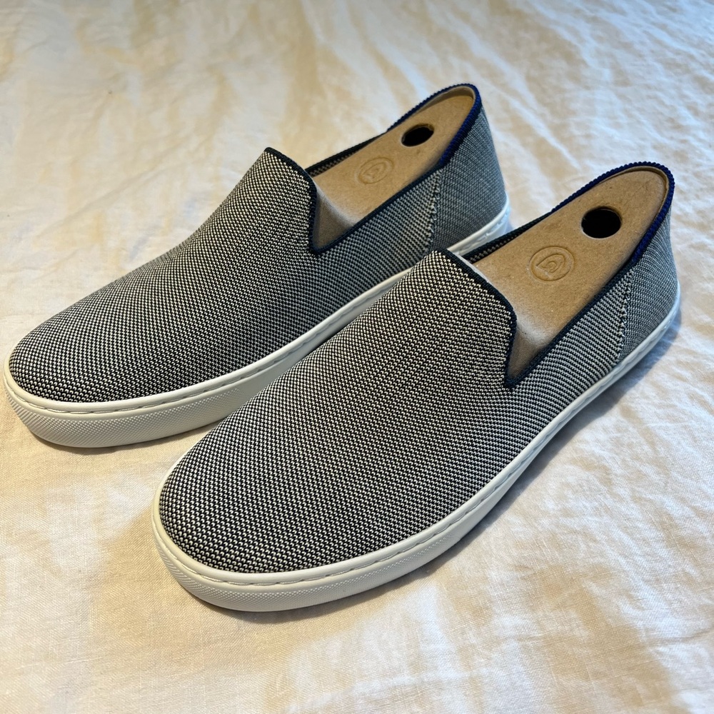 Rothy’s original slip on sneaker in anchor size 9